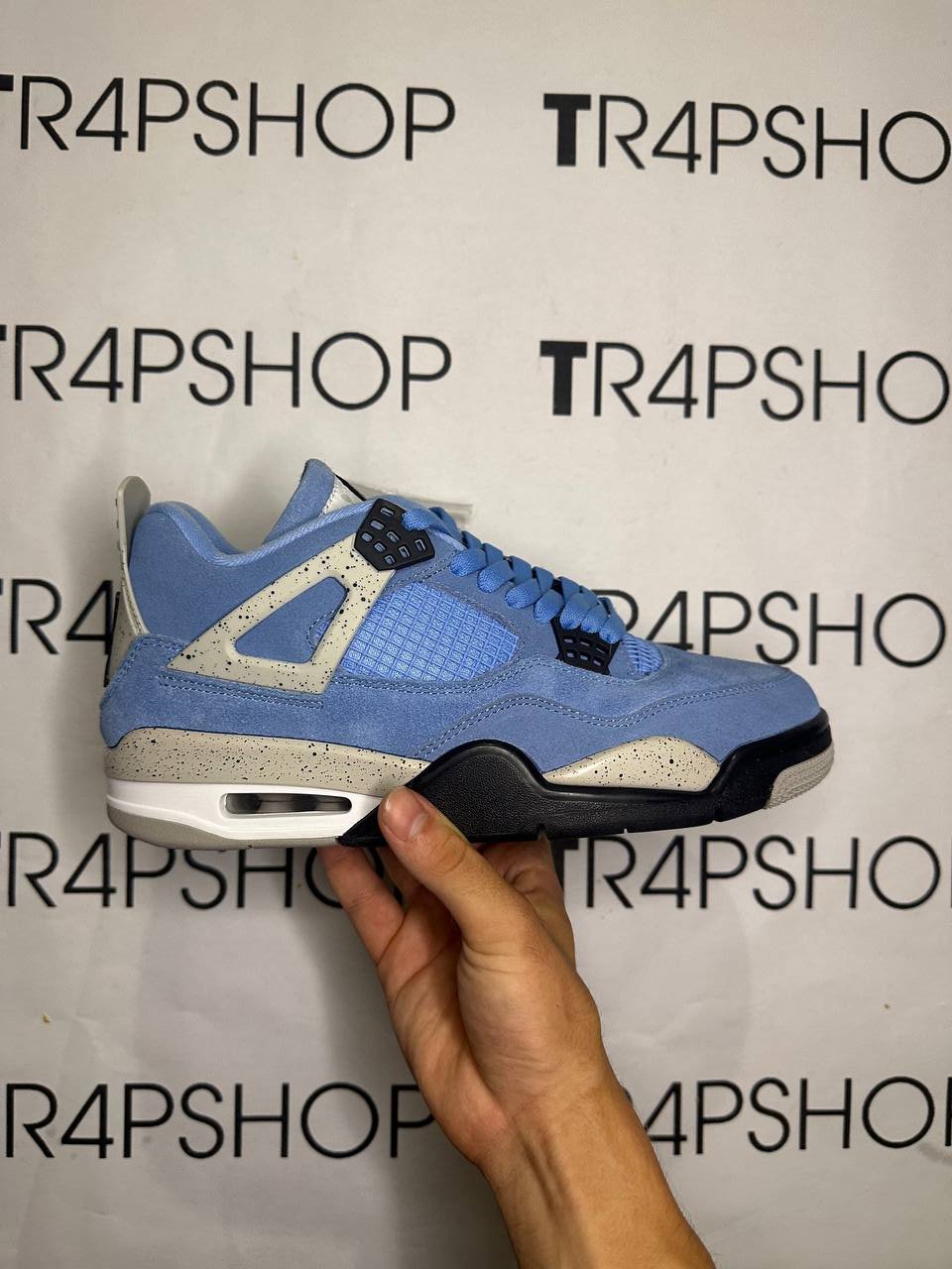 J4 blue