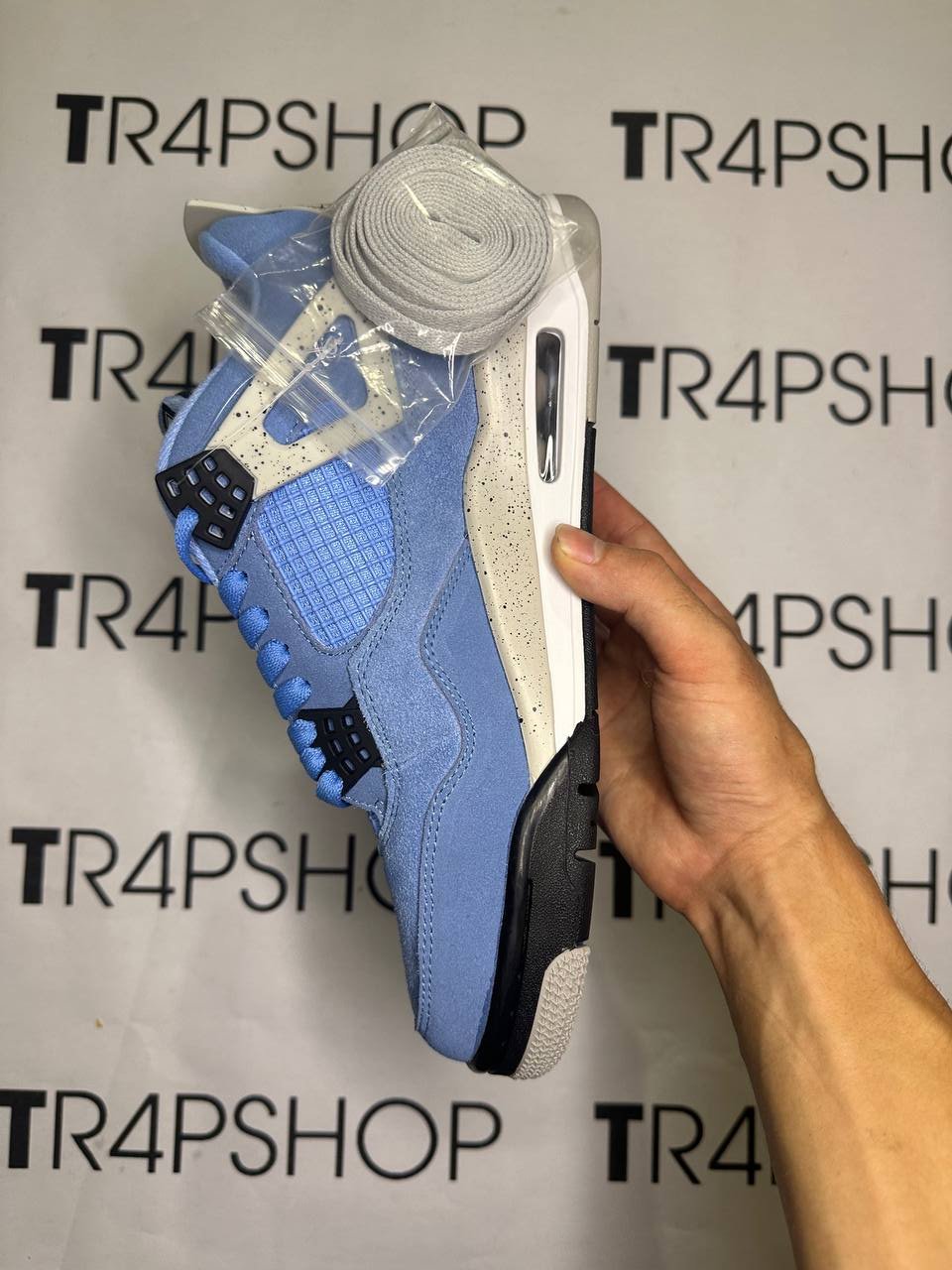 J4 blue
