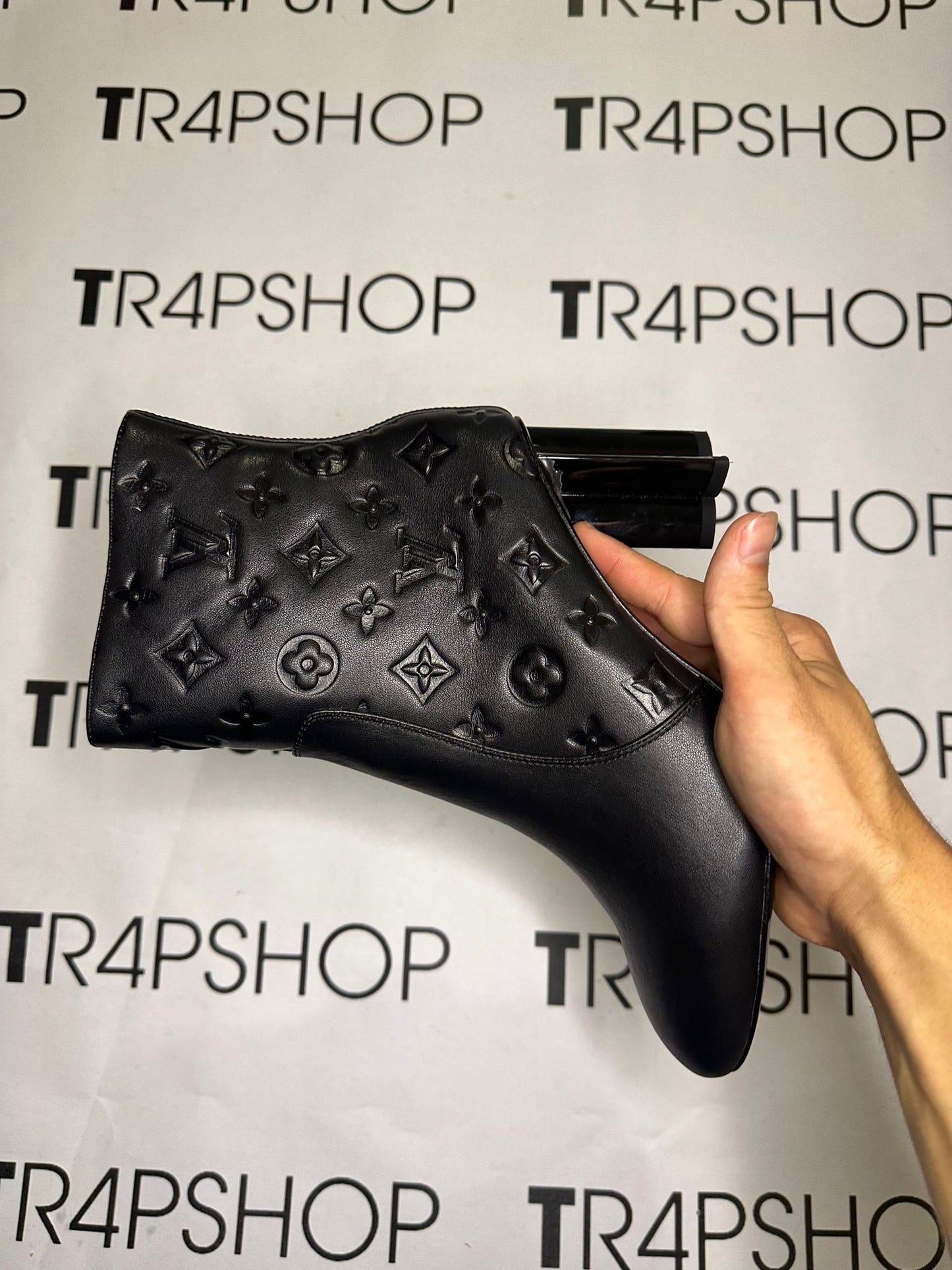 Tacchi LV