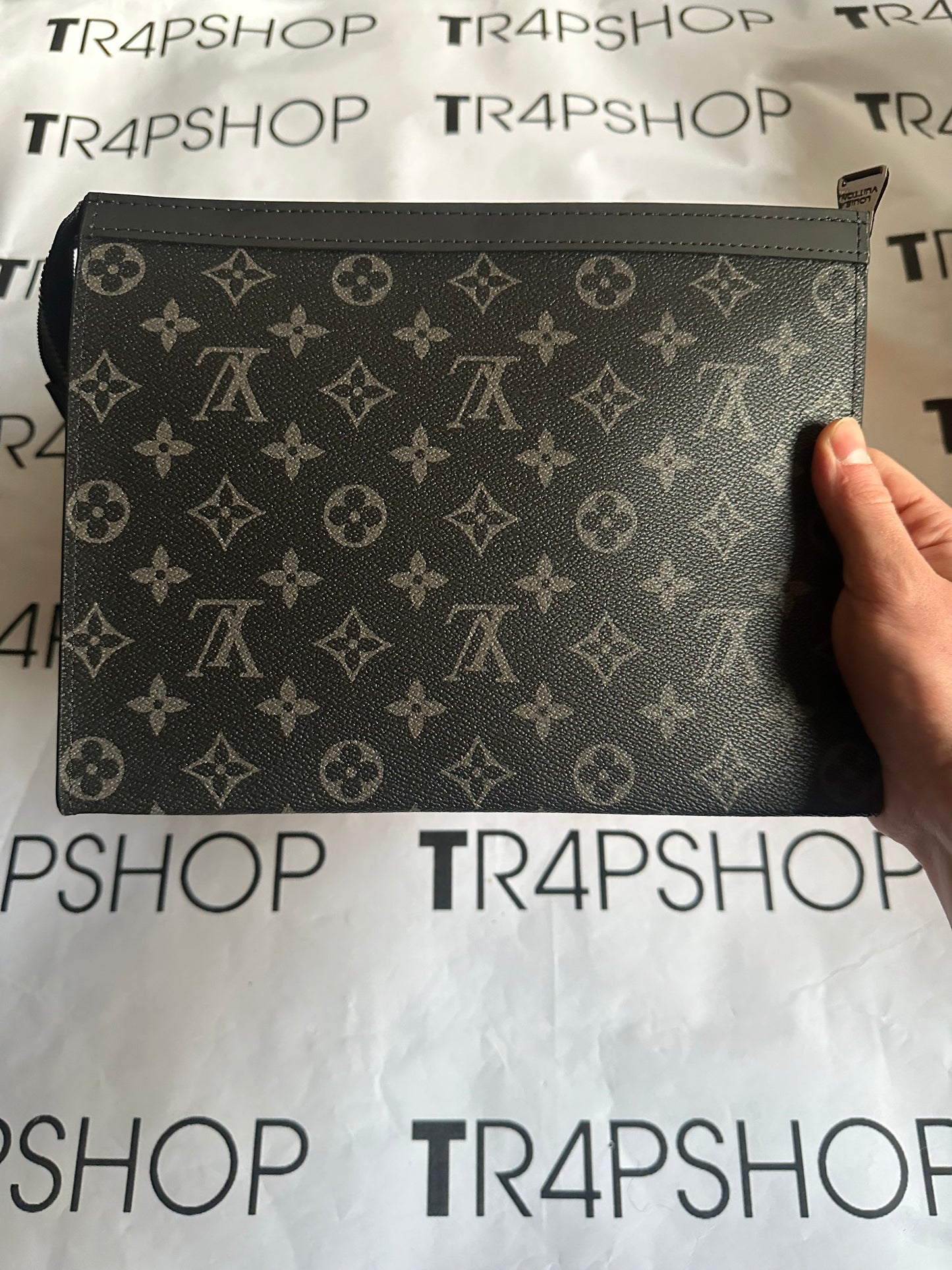 Pochette Louis Vuitton