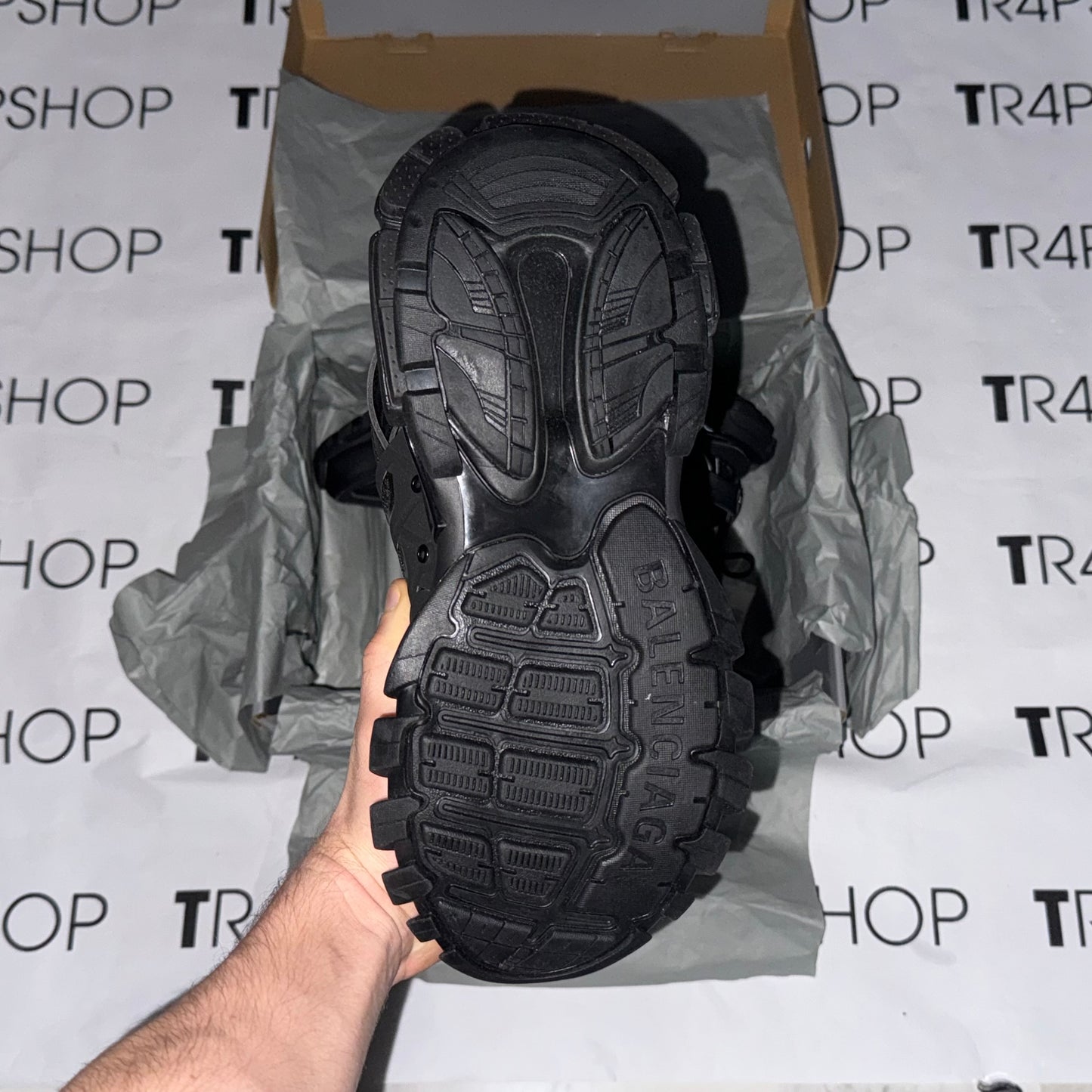 balenciaga track