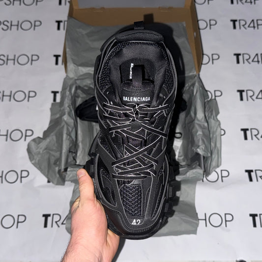 balenciaga track