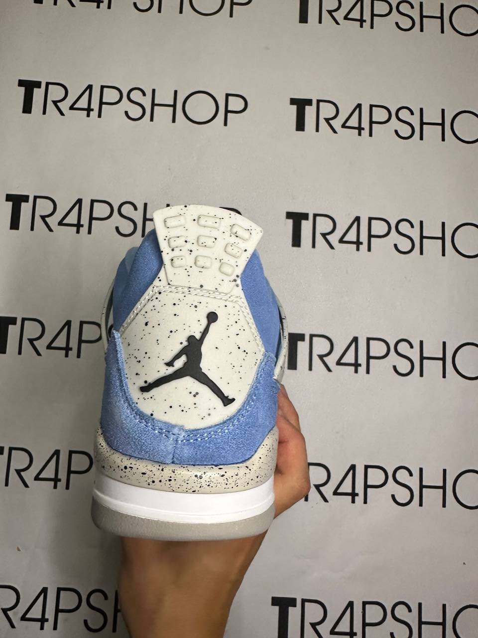 J4 blue
